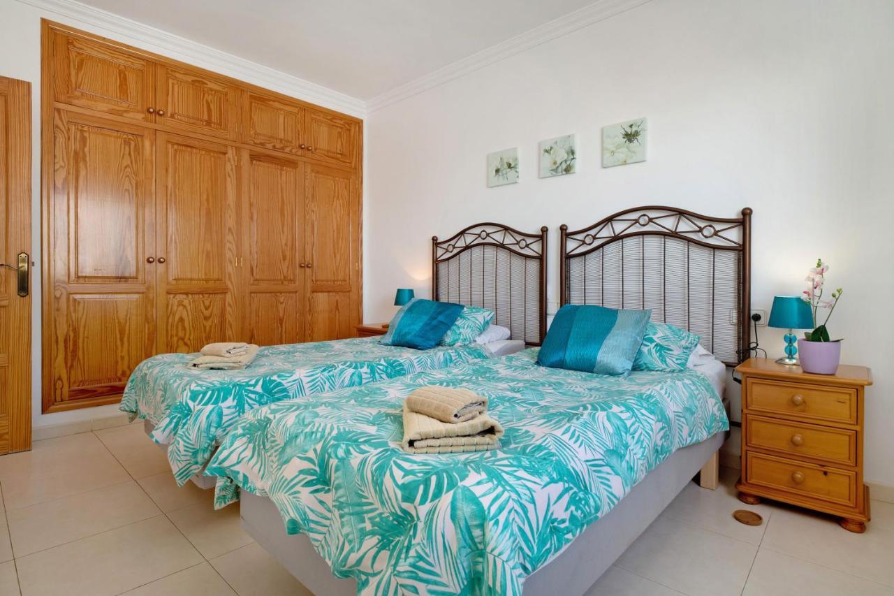 Carolina Villa *